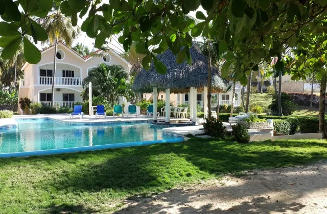 The Cove Resort Samana Piscina 1